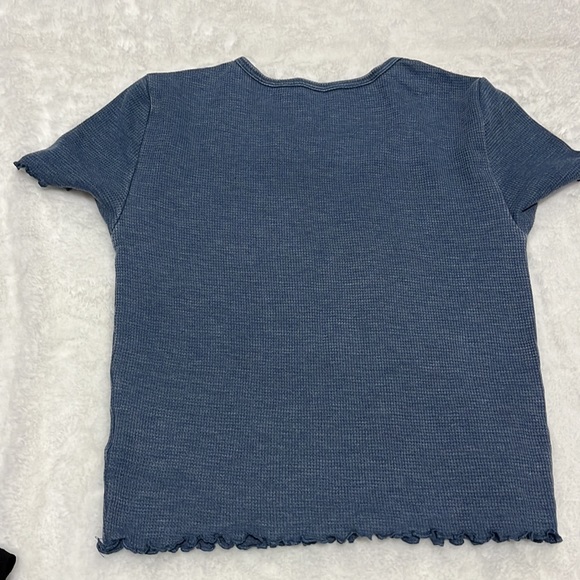 Cropped Baby Tee - Juniors - Picture 7 of 11